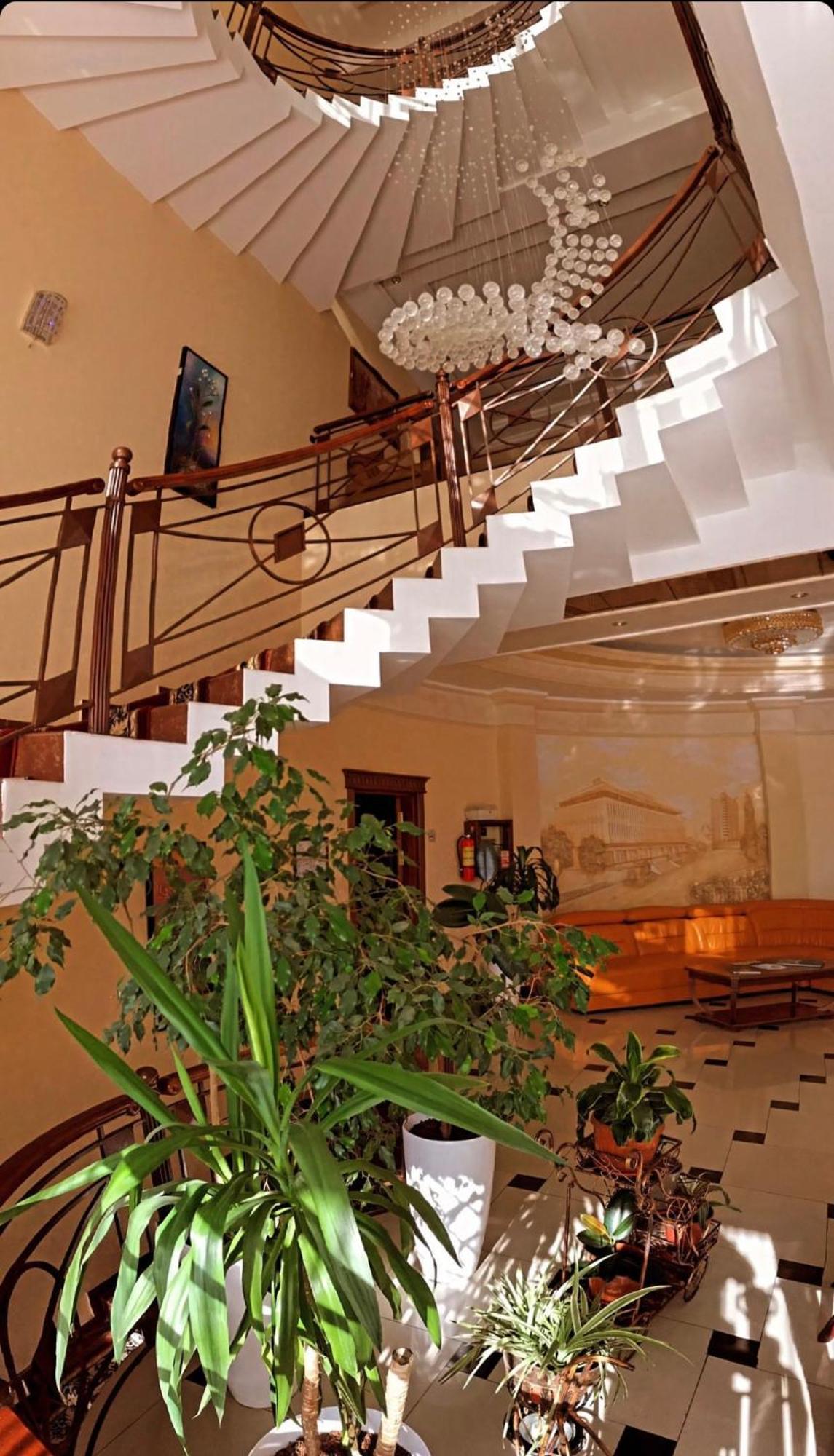 Hayot Hotel Tashkent Exterior photo