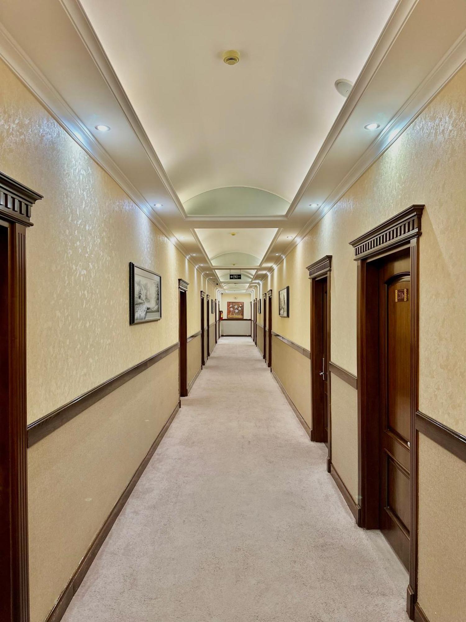 Hayot Hotel Tashkent Exterior photo