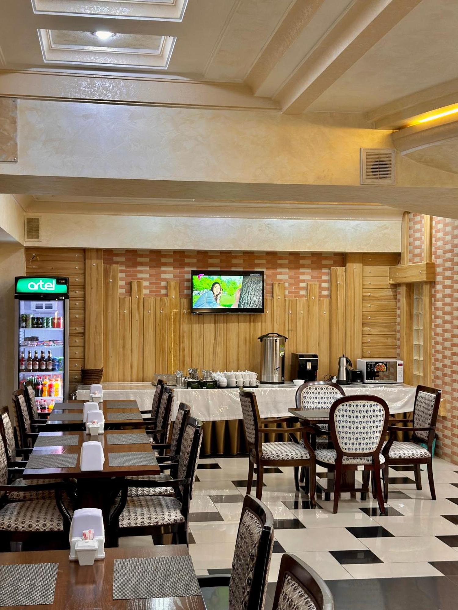 Hayot Hotel Tashkent Exterior photo