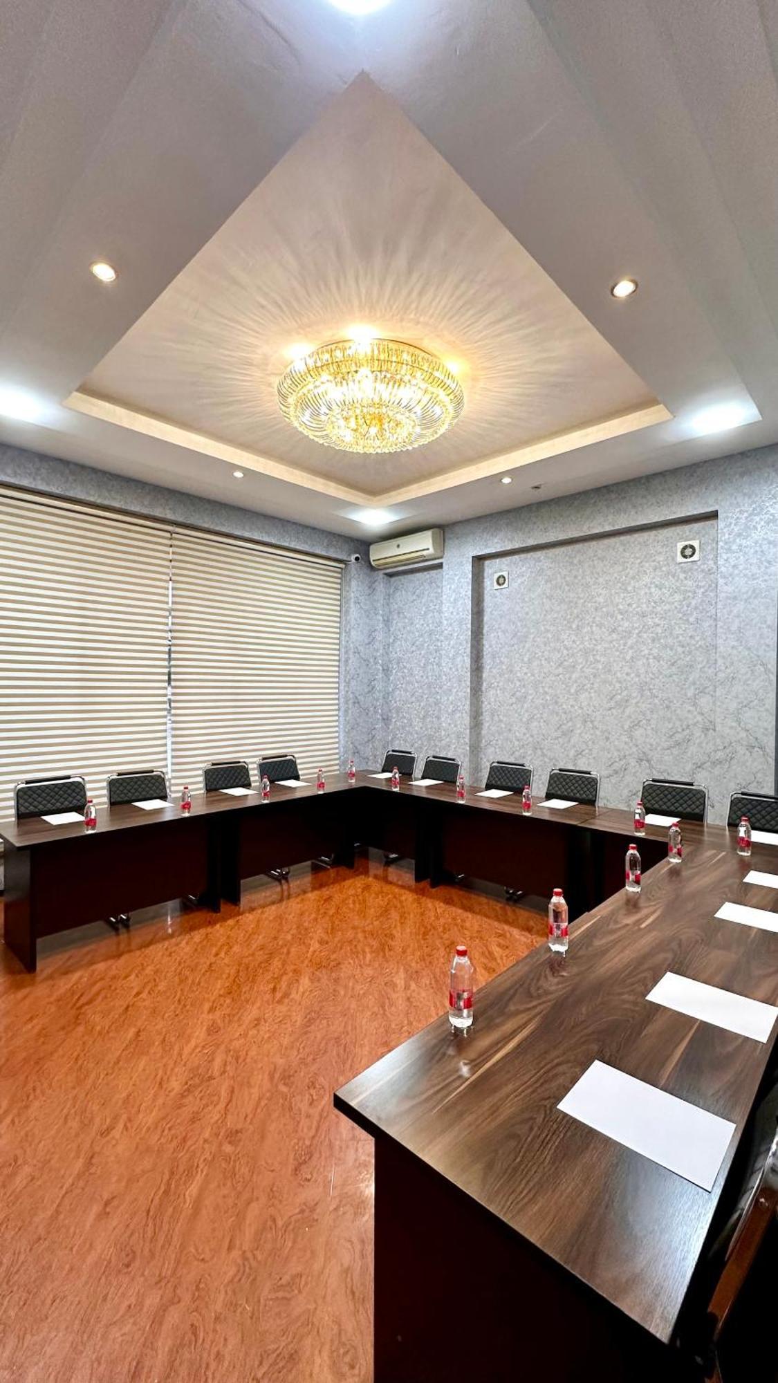 Hayot Hotel Tashkent Exterior photo